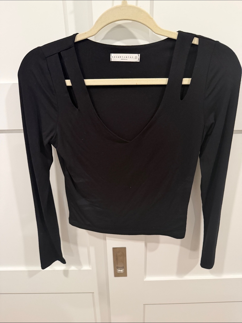 Basement Black Long-Sleeve V-Neck Cutout Top